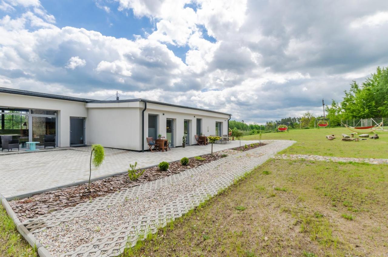 Pokoje Lotnik Nad Jeziorem Mragowo Exterior photo
